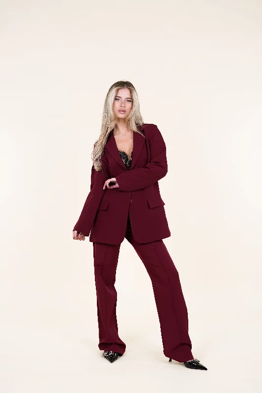 Plus Size Women's Ruffled Blazers in Pink for a Girly and Fashionable LookOversized blazer burgundy met lange mouwen - Ariane