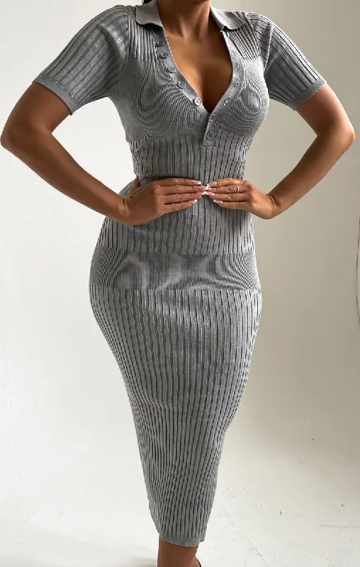 Strapless Women Dress with a Built - in Bra for Comfort and SupportGrey Buttoned Up Short Sleeve Open Back Maxi Dress - Micaela