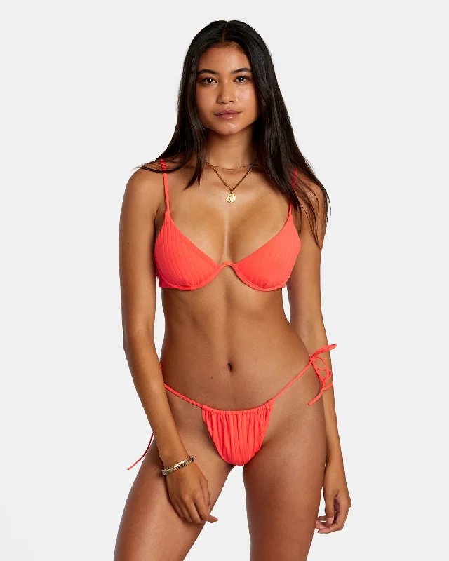 Ruched bikini with fabric gathers for a slimming effectSolid Streak Underwired Bikini Top - Neon Red